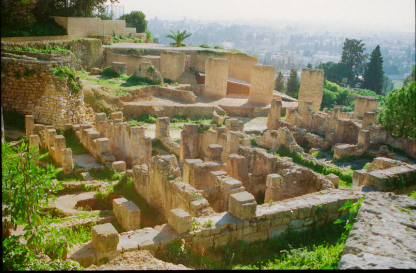 Basilika Damous Carrita - Ausblick auf Reste von Carthago