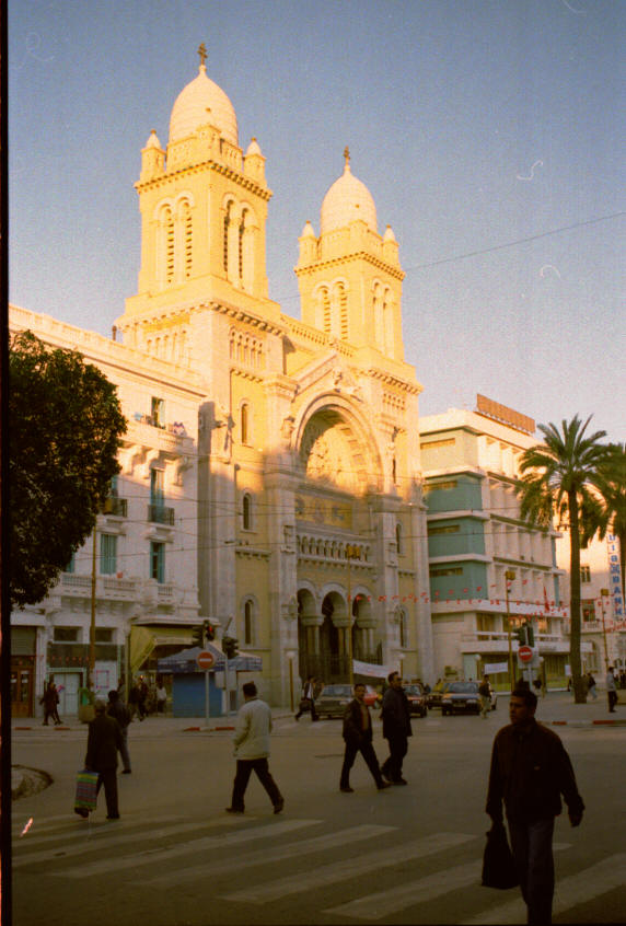 Kirche in der Avenue Habib Bourgiba von Tunis