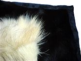 Pelzdecke Nr6 Fix und Foxy aus Gae-Wolf und Fohlen - Detail