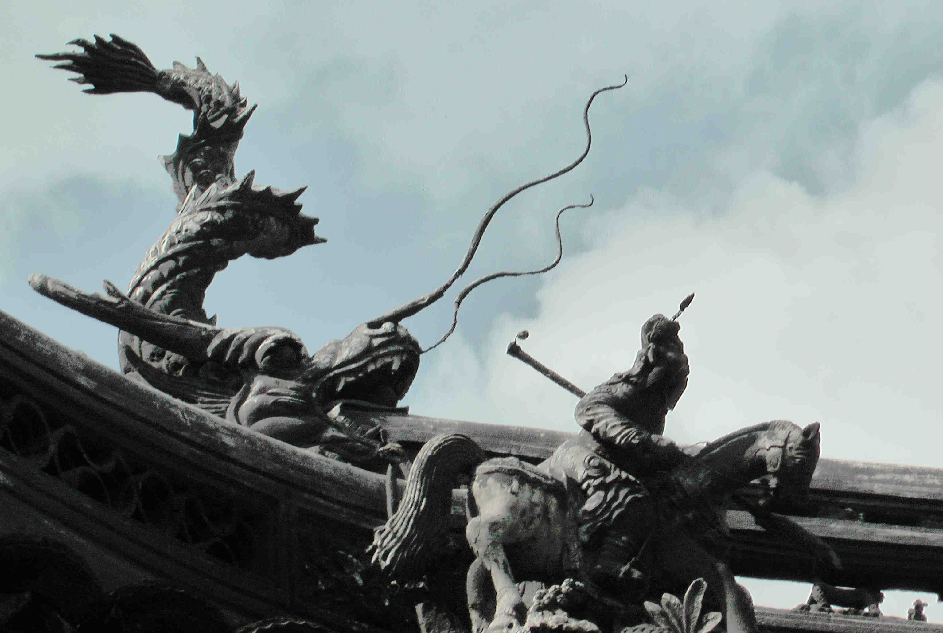 Drachen und Ritter