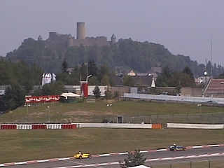 Nürburg mit Rennstrecke