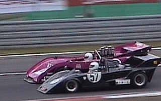 McLaren M8F, 8400ccm, BJ 1971, D & Lola T294, 2000ccm, BJ 1974, D